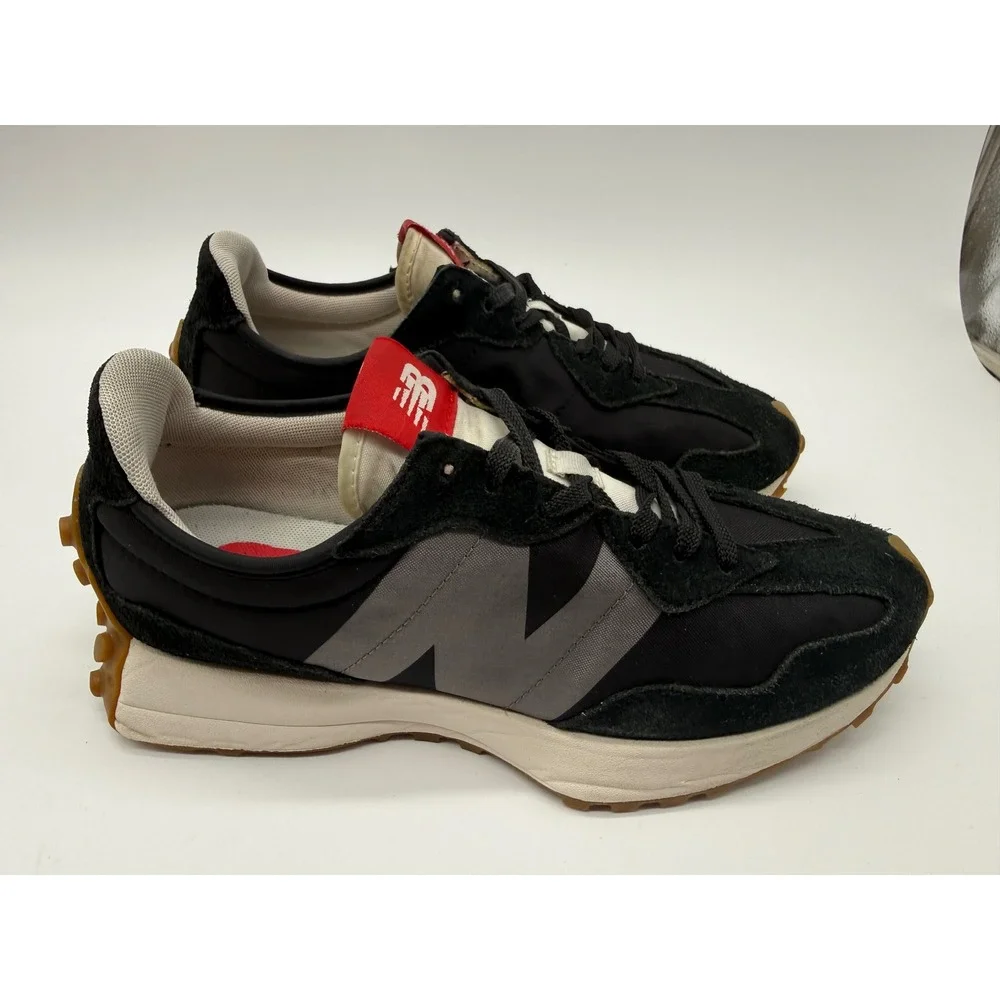 New Balance 327 Sneaker Mens 9.5 Black Excellent Suede Nylon MS327STC